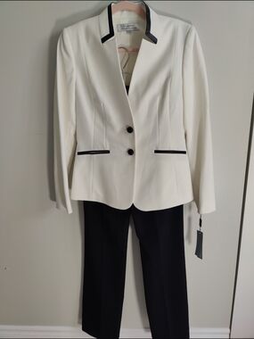 Tahari ASL Women's White Blazer with Black Trim